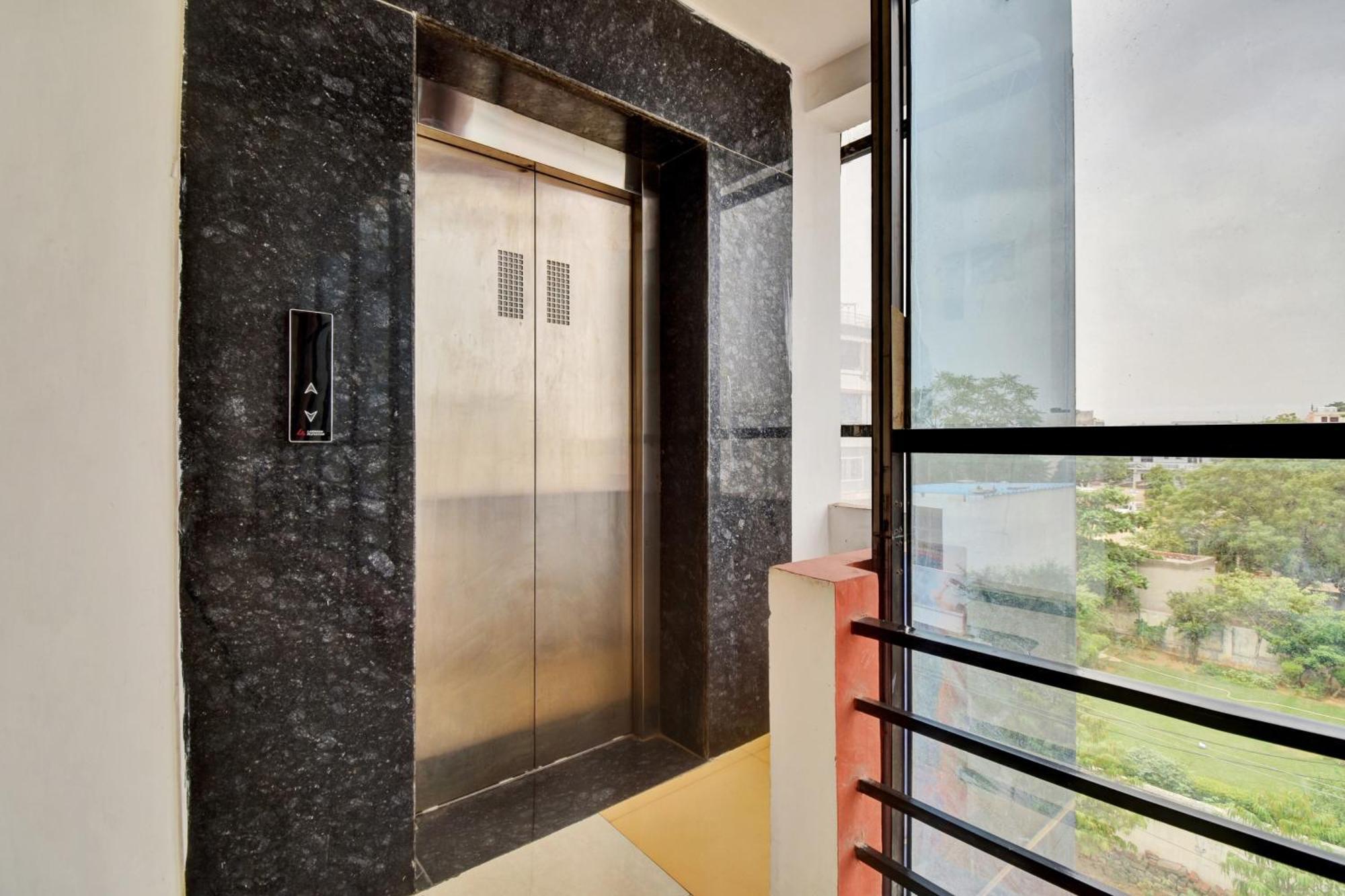 Townhouse Hotel Fly View Jaipur Exterior foto