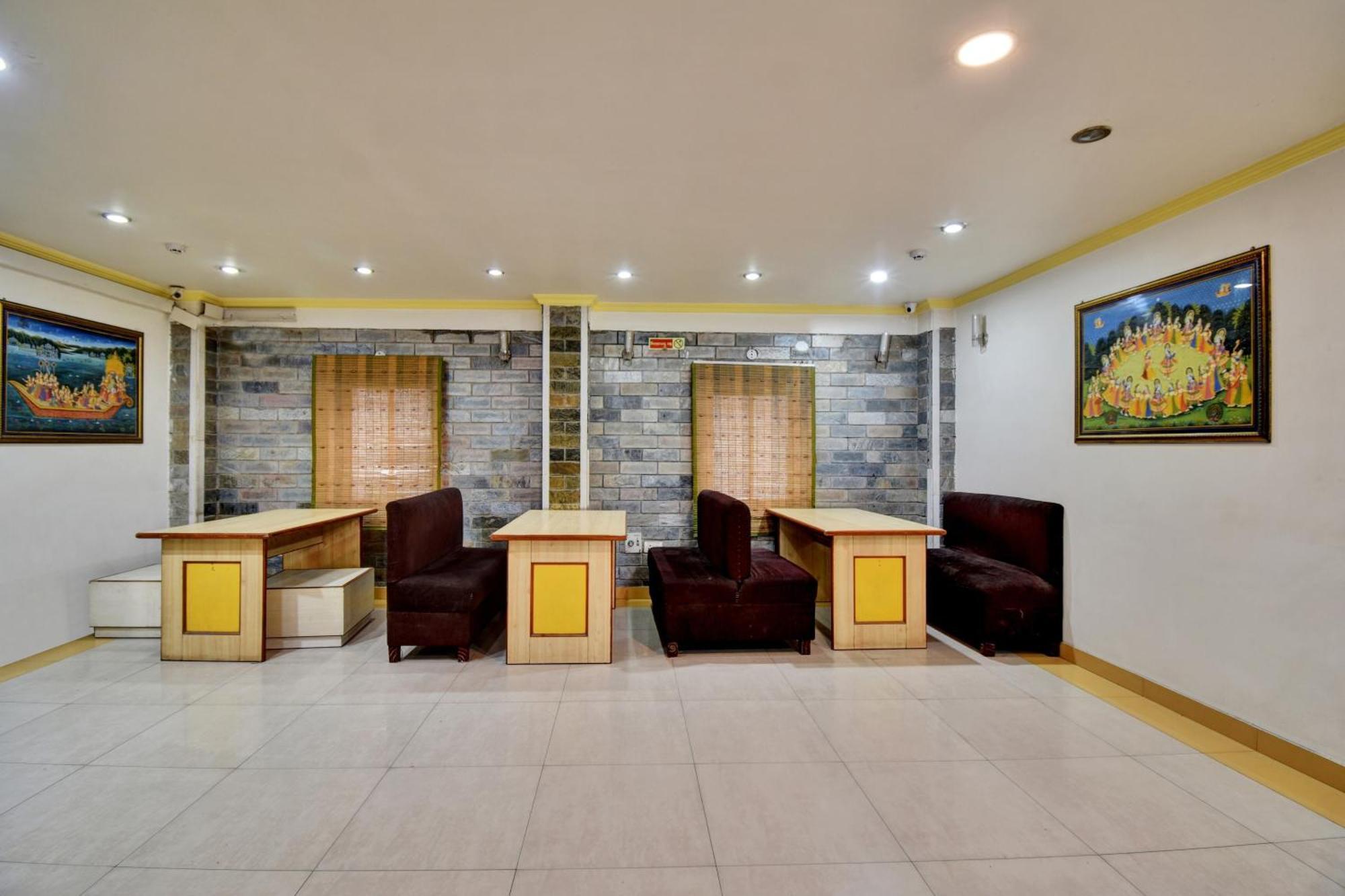 Townhouse Hotel Fly View Jaipur Exterior foto