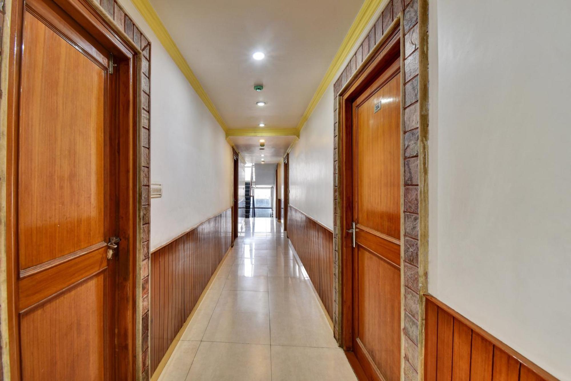 Townhouse Hotel Fly View Jaipur Exterior foto
